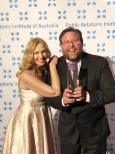 VIVA! Principal, Kirsten with Shane Jacobson holding trophy