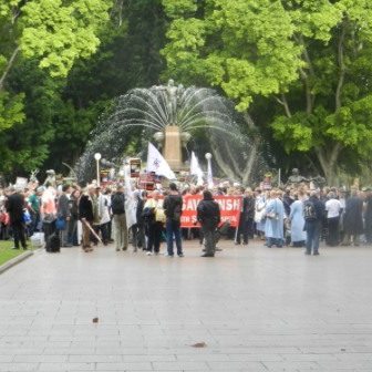 RNSH lobbyists gather at the Archibald Fountain, Hyde Park, Sydney